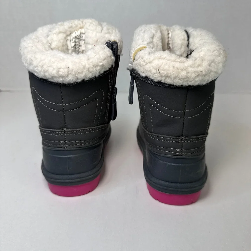 Cat & Jack Kids Gray Pink Faux Fur Lined Winter Snow Duck Boots Size 5 Toddler